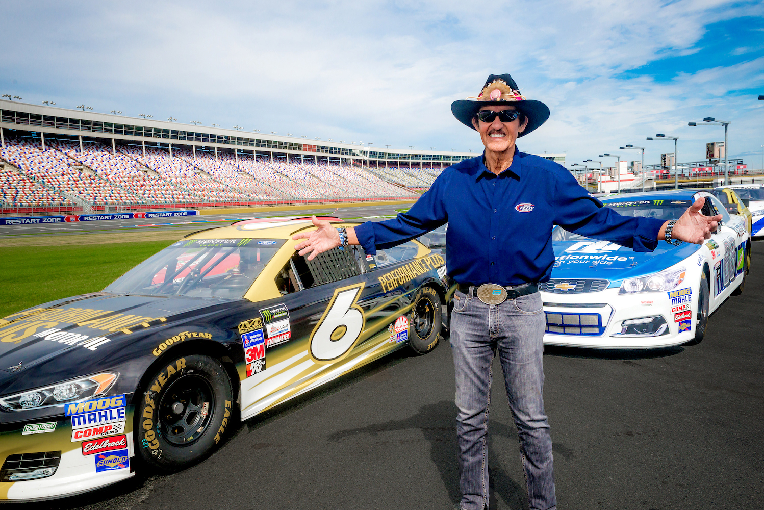Richard Petty Driving Experience Drive A Nascar Race Car Richard Petty Driving Experience Drive A Nascar Race Car