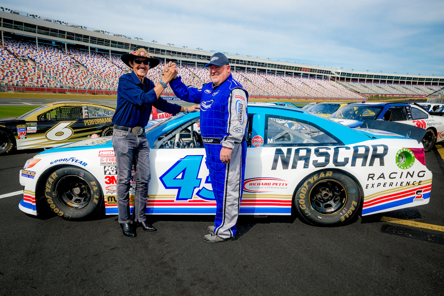 Return to Richard Petty Driving Experience- the true NASCAR Driving Experie...